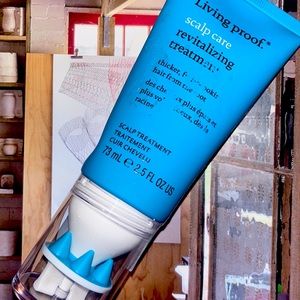 🧖🏻‍♂️ or 🧖🏻‍♀️• ⚪️ Living proof x Luv thine Scalp Vibes…